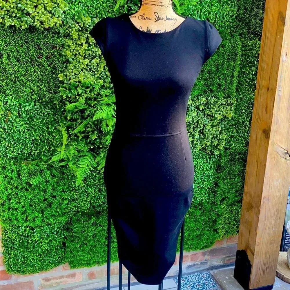norma kamali diana knee length dress Norma Kamali Black 'Diana' Dress Size M